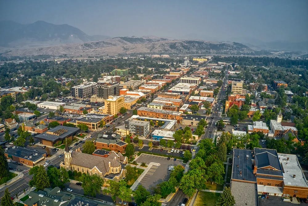 If you’re planning to relocate to Bozeman, Montana, it means you’ve already found all sorts of things you love about this city. It can get cold in the winter and warm in the summer, but this historic rural town has plenty for new comers to explore.